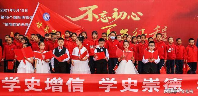 小猫钓鱼游戏龙王版有船